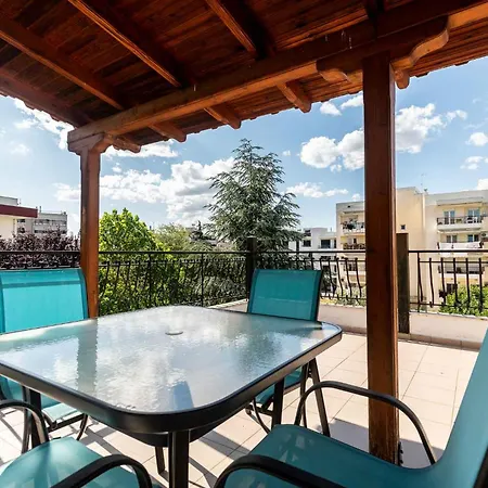 Villa Heated Pool In - Urban Oasis