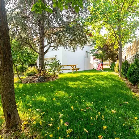 Willa Heated Pool In - Urban Oasis Saloniki