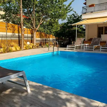 Heated Pool In - Urban Oasis Vila *
