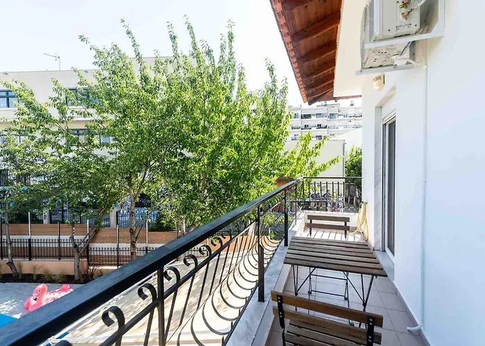 Heated Pool In - Urban Oasis Vila