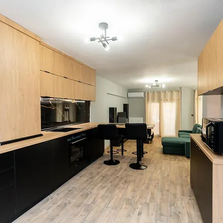 Heated Pool In - Urban Oasis فيلة سالونيك